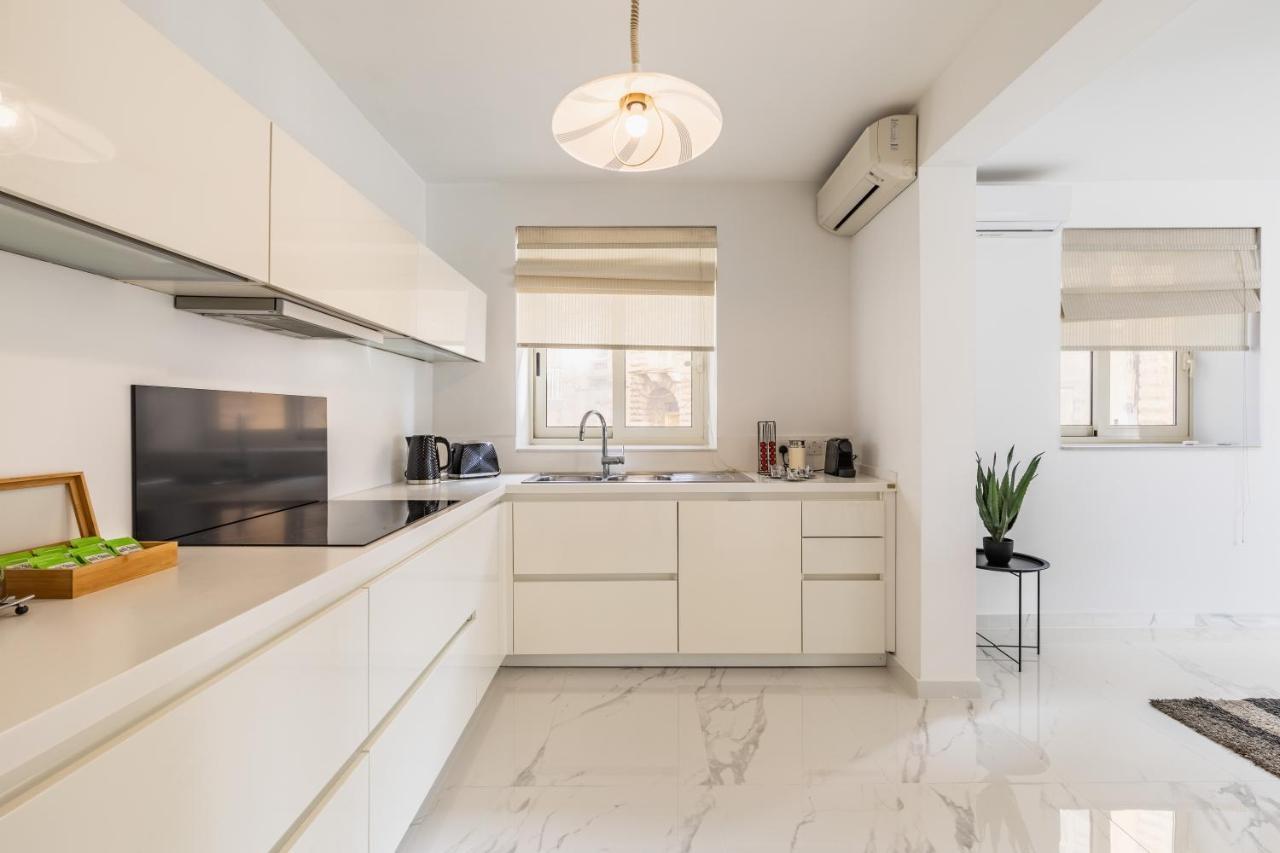 Stunning - Sunnyside 3-Bedroom Sliema Exterior foto