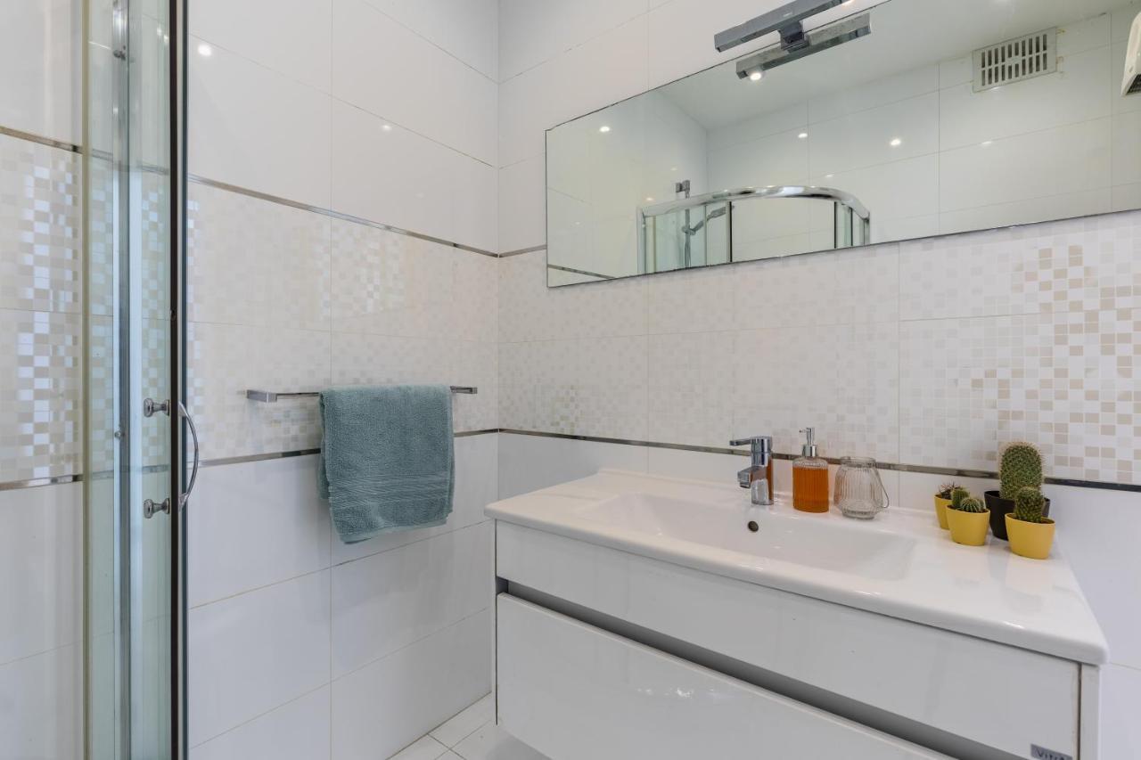 Stunning - Sunnyside 3-Bedroom Sliema Exterior foto
